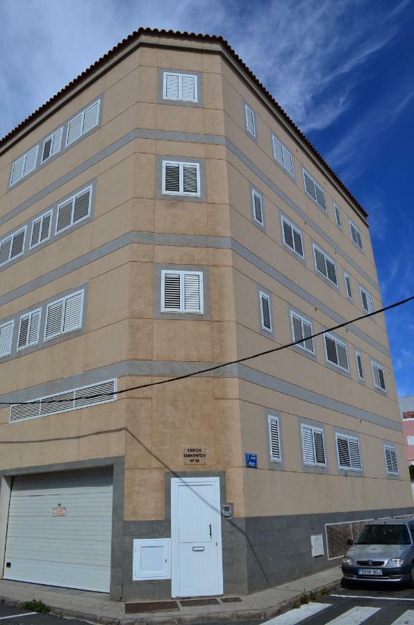 Apartamento VV Sarmiento Vecindario  Exterior foto